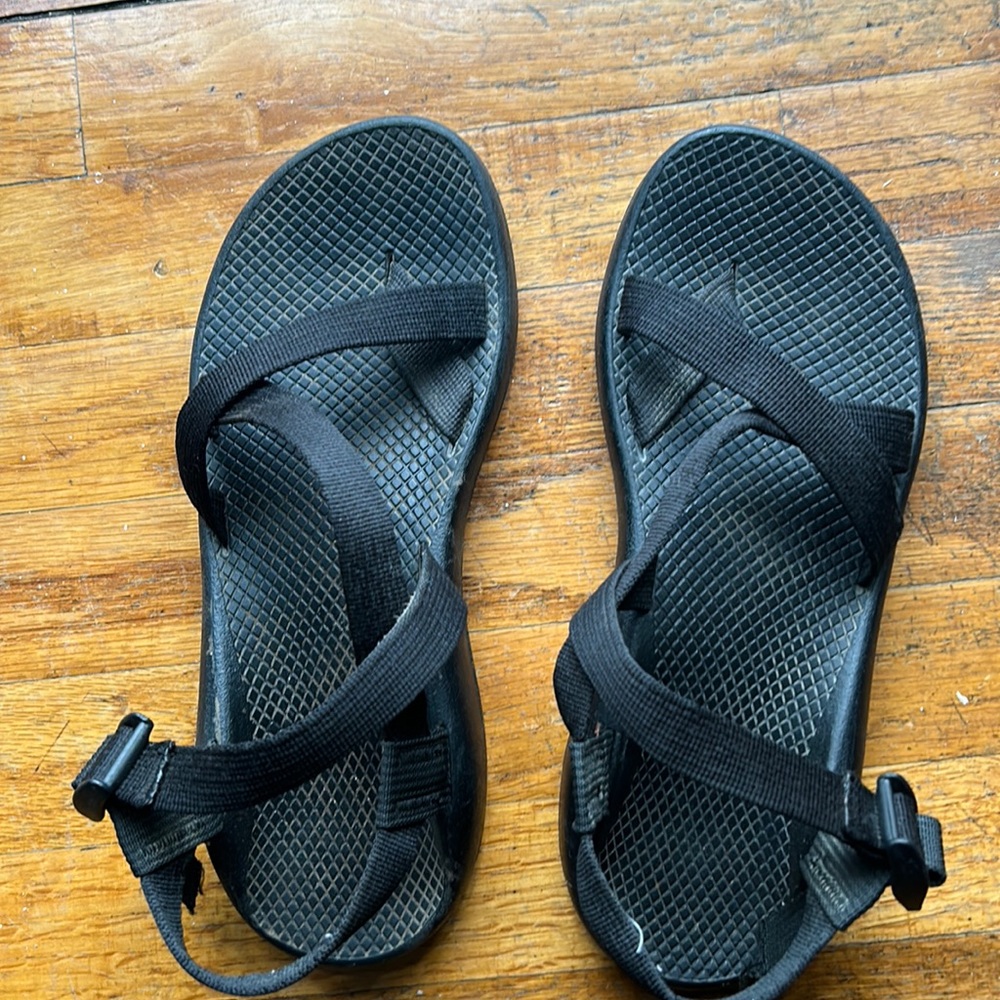 Chaco Sandals w/Toe Strap
